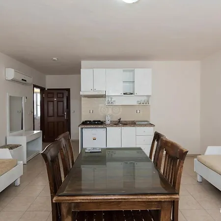 Apartmanhotel Safari Side