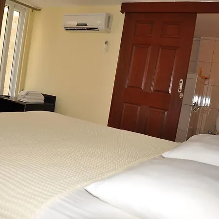 Safari Apartmanhotel Side