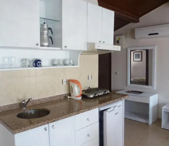 Safari Apart-hotel 4*