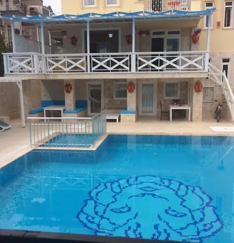 Safari Apartmanhotel Side