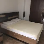 Safari 4*