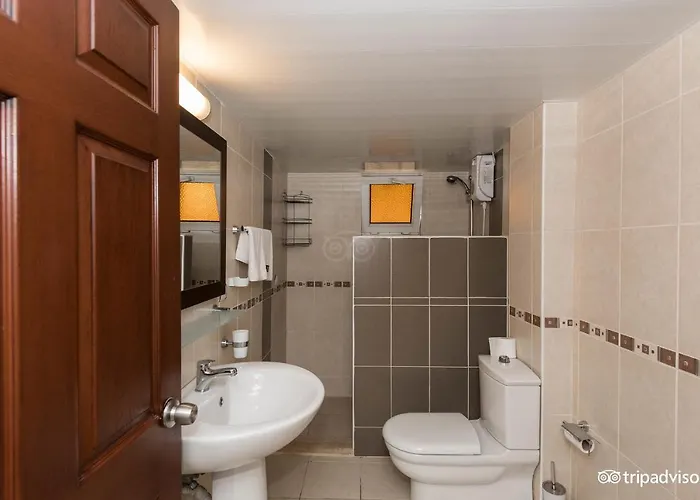 Aparthotel Safari Suit Hotel