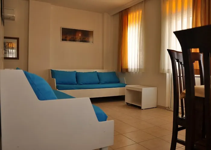 Safari Suit Hotel 4*