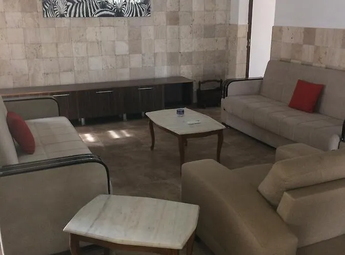 Safari Suit Hotel 4*