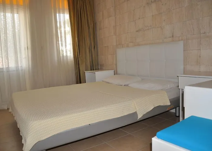 Safari Suit Hotel 4*