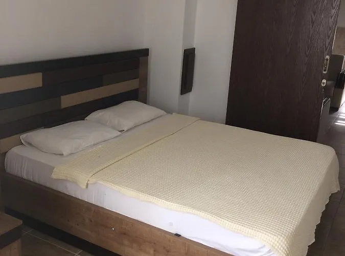 Safari Suit Hotel 4*