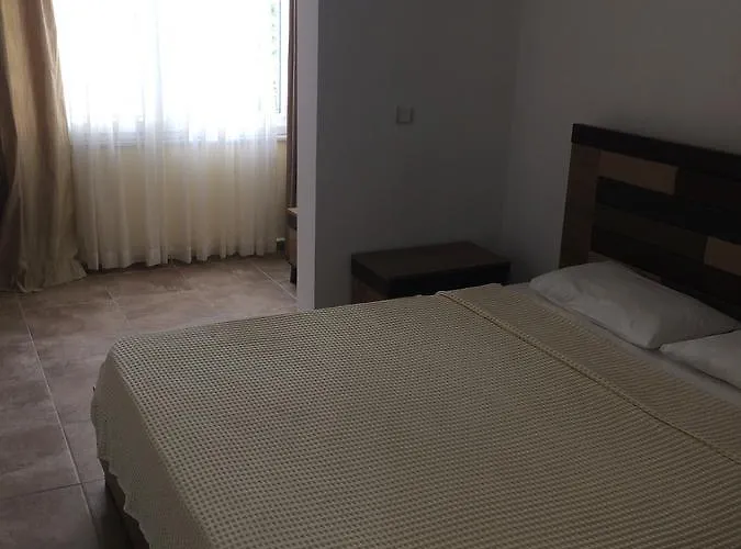 Safari Suit Hotel 4*