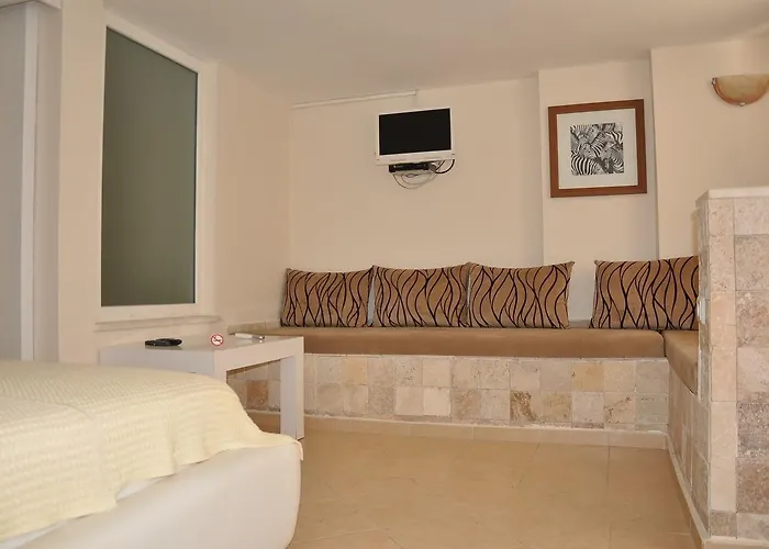 Lägenhetshotell Safari Suit Hotel 4*